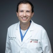 Dr. Carlos Palacio
